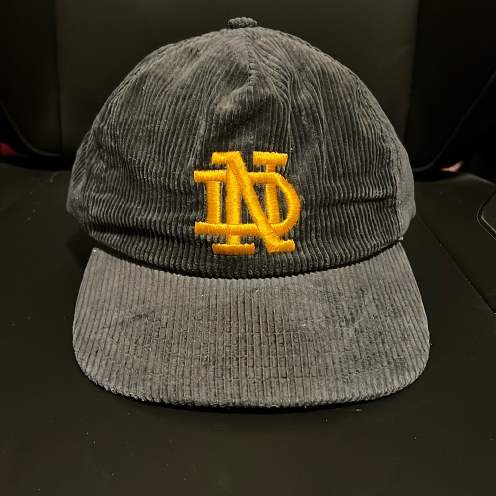 Vintage - New Era University of Notre Dame hat
